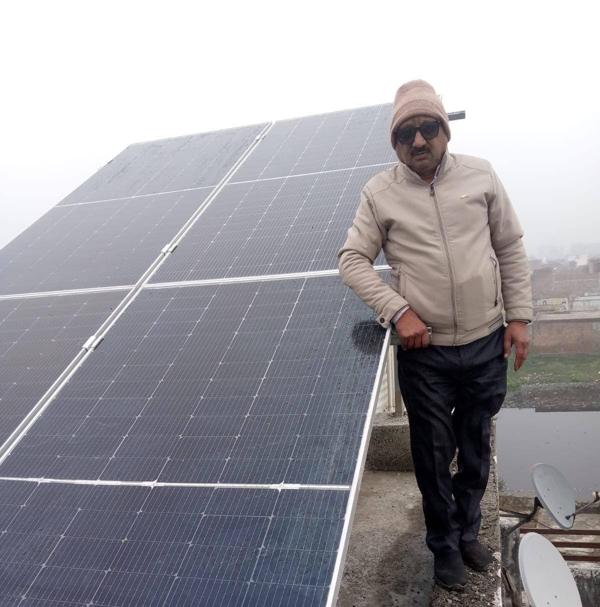 Residential solar project for Sanjay Goel, 3 kW (Hybrid)